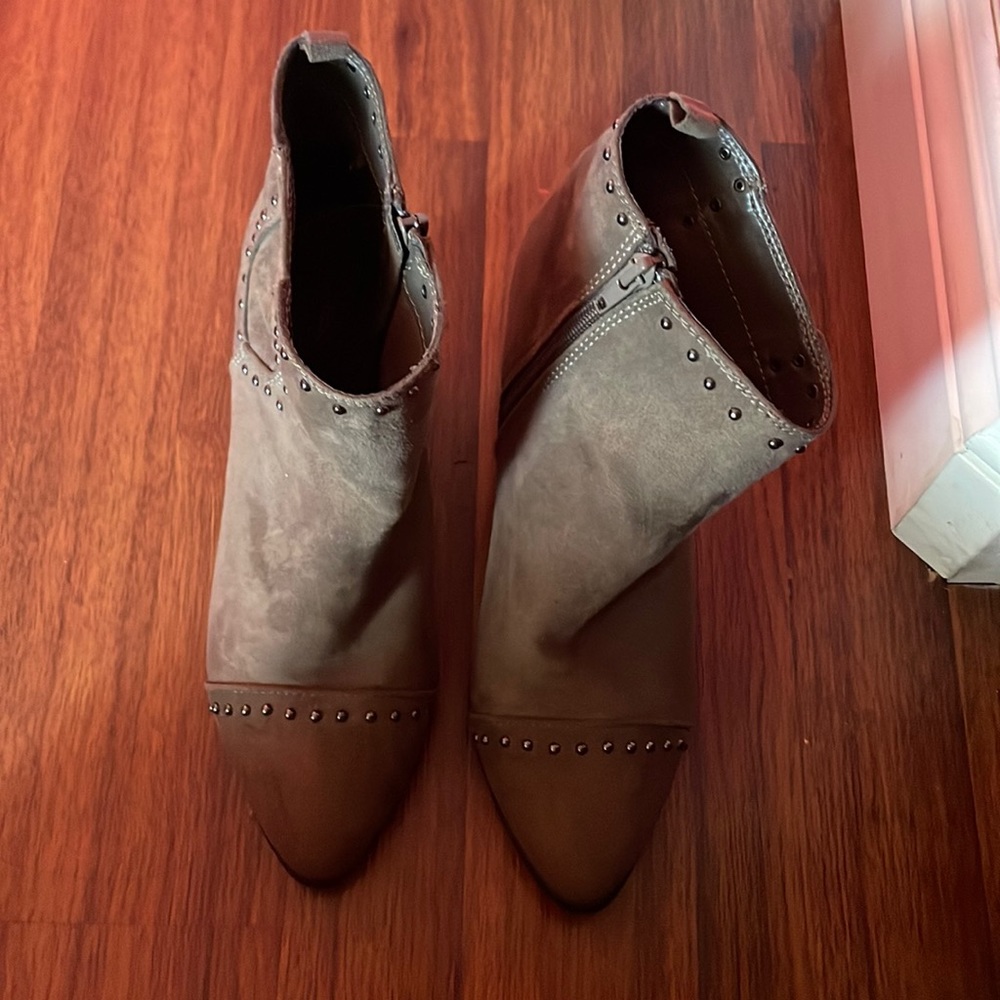 Express studded taupe booties